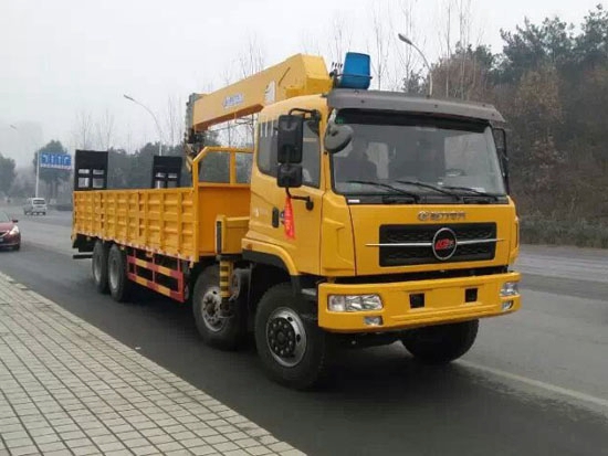 楚風前四後八隨車吊
