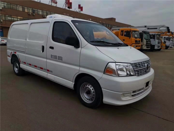 （國六麵包型）金杯新快運麵包冷藏車
