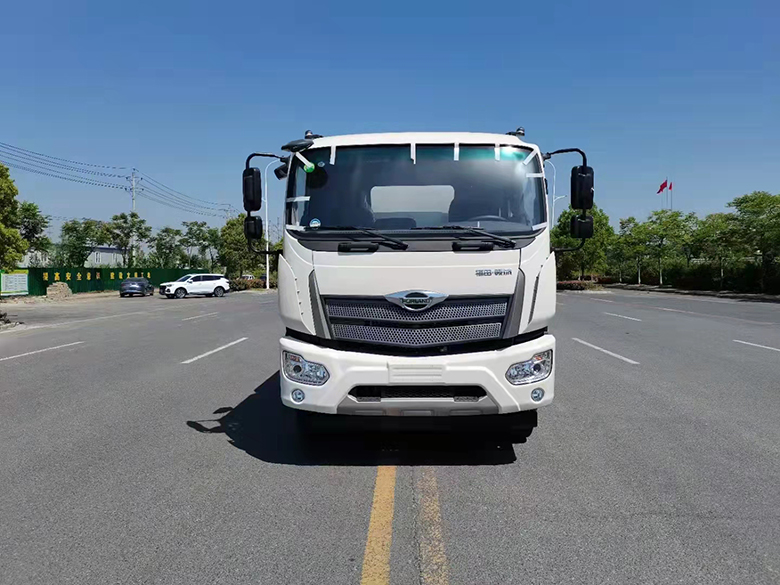 國六福田15方領航灑水車