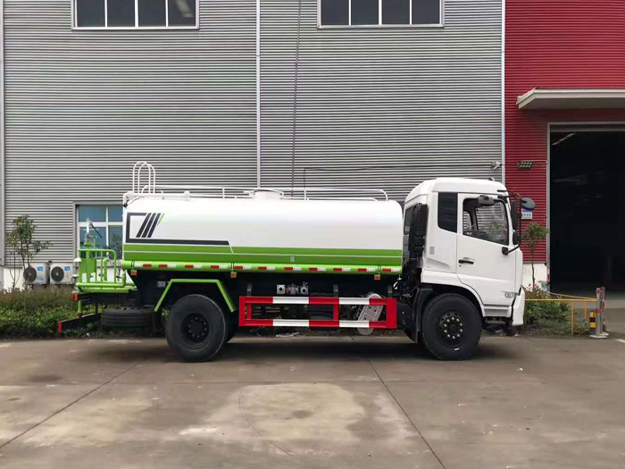東風天錦15方綠化噴灑車