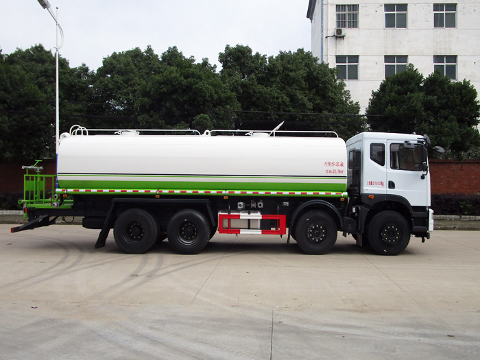 東風K6前四後八25噸灑水車