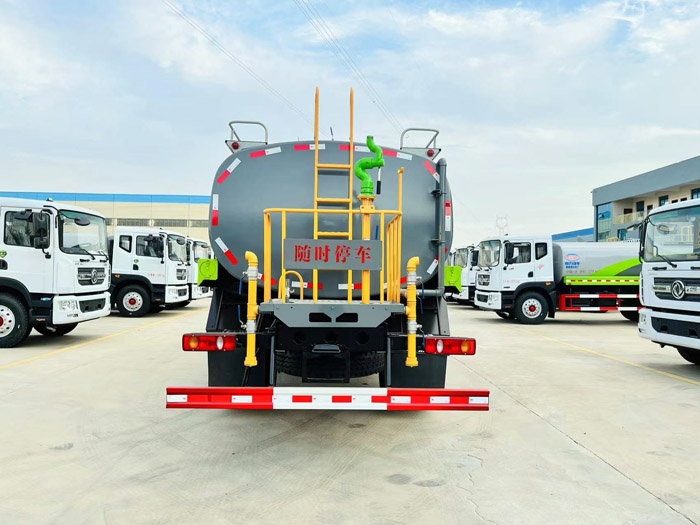 東風天錦12方灑水車